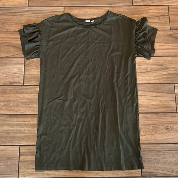 🌺 GAP Womens ruffle sleeve t shirt dress - Picture 2 of 8